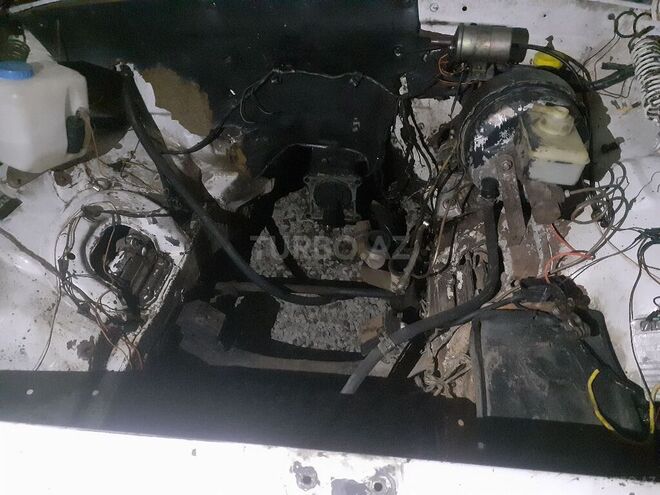 GAZ 3102 2000, 22,000 km - 2.4 л - Bərdə