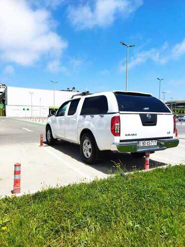 Nissan Navara 2008, 168,000 km - 2.5 л - Bakı