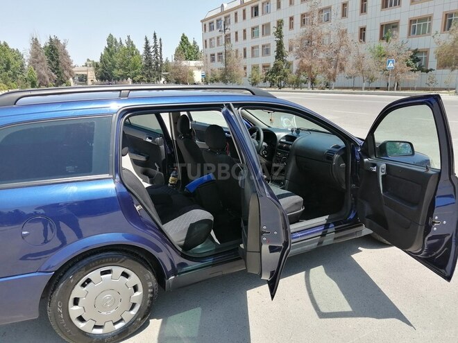 Opel Astra 2000, 562,000 km - 1.4 л - Ucar