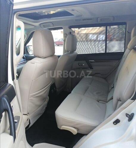 Mitsubishi Pajero 2008, 149,000 km - 3.0 л - Bakı