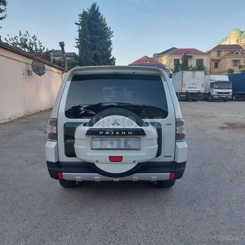 Mitsubishi Pajero 2008, 149,000 km - 3.0 л - Bakı