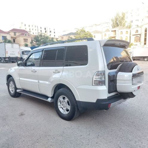 Mitsubishi Pajero 2008, 149,000 km - 3.0 л - Bakı