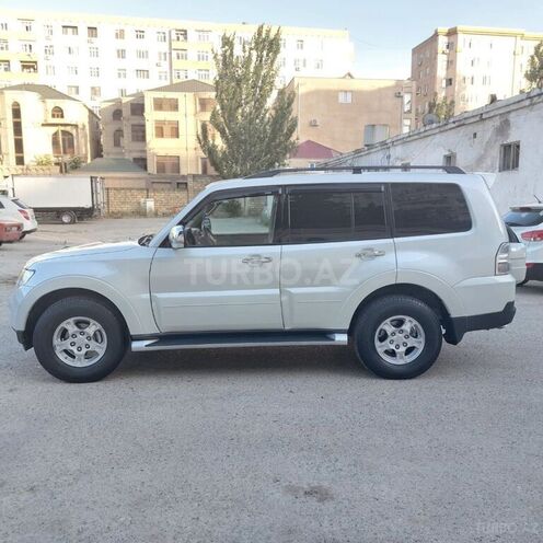 Mitsubishi Pajero 2008, 149,000 km - 3.0 л - Bakı