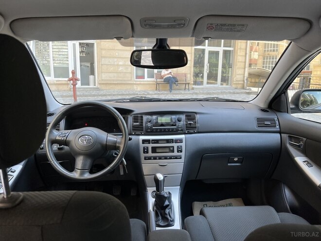 Toyota Corolla 2005, 183,000 km - 1.4 л - Bakı