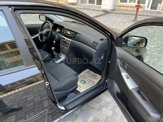 Toyota Corolla 2005, 183,000 km - 1.4 л - Bakı