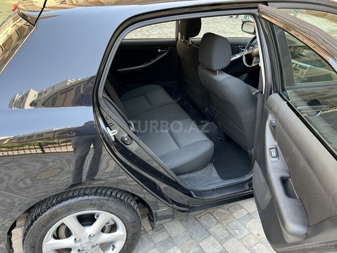 Toyota Corolla 2005, 183,000 km - 1.4 л - Bakı