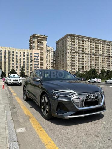 Audi  2021, 800 km - 0.0 l - Bakı