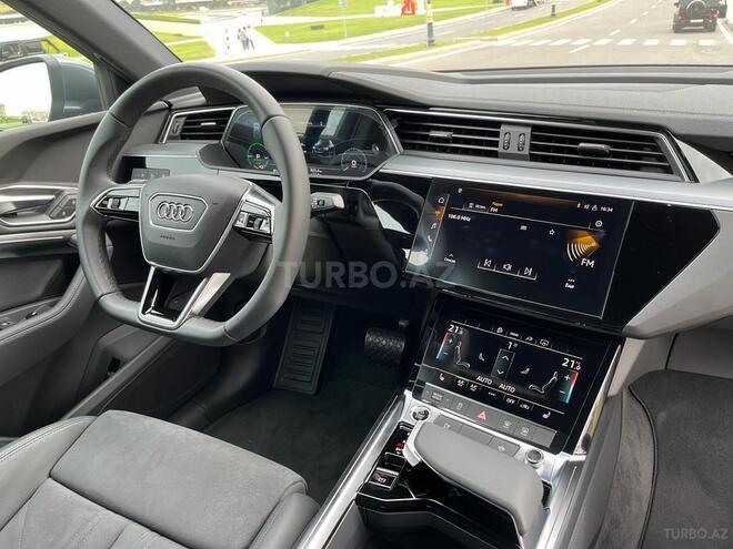 Audi  2021, 800 km - 0.0 l - Bakı