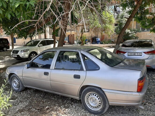Opel Vectra 1994, 340,000 km - 2.0 l - Bakı