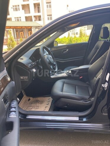 Mercedes E 220 2009, 252,000 km - 2.2 l - Bakı