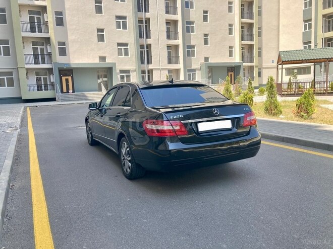 Mercedes E 220 2009, 252,000 km - 2.2 l - Bakı