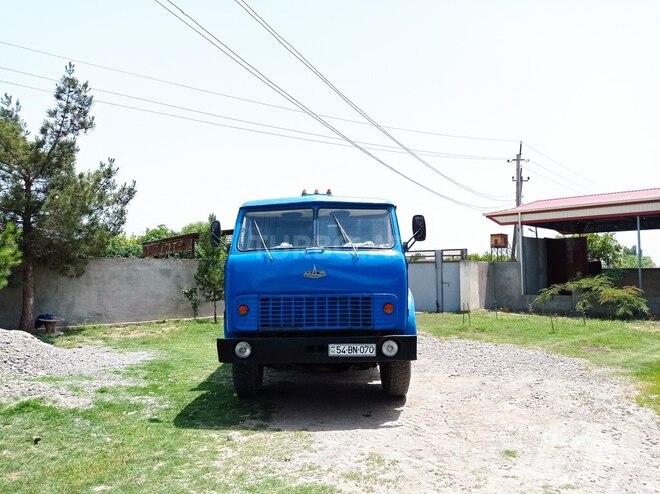 MAZ 5549 1985, 127,262 km - 11.0 l - Sabirabad