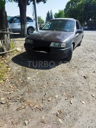 Opel Vectra 1992, 145,233 km - 1.8 l - Zaqatala