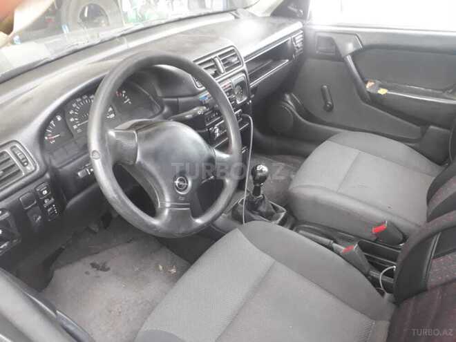 Opel Vectra 1992, 145,233 km - 1.8 l - Zaqatala