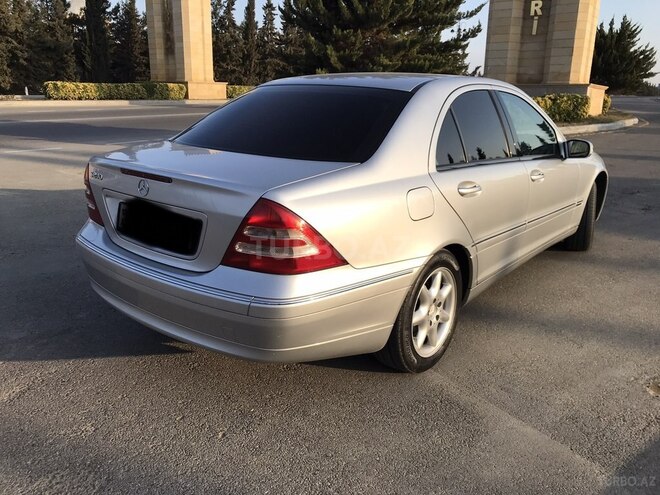 Mercedes C 240 2001, 235,426 km - 2.6 l - Şirvan
