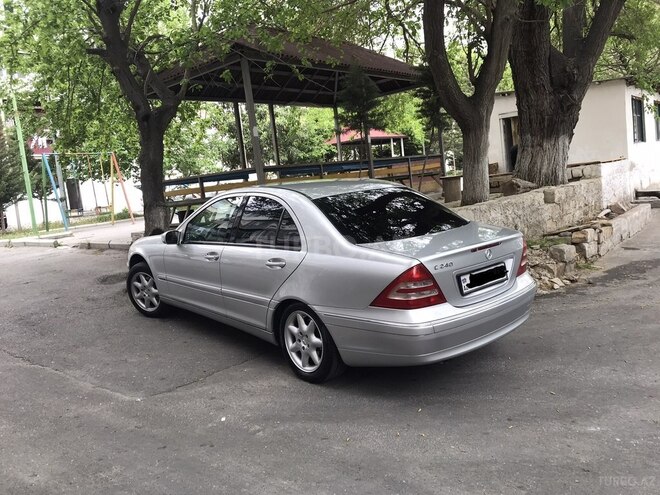 Mercedes C 240 2001, 235,426 km - 2.6 l - Şirvan