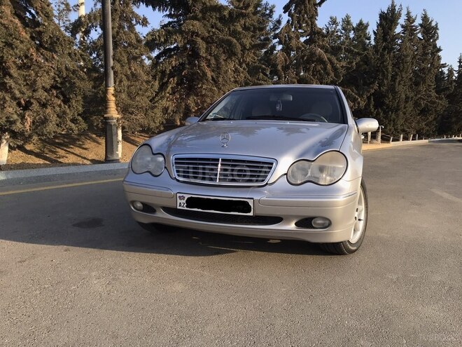 Mercedes C 240 2001, 235,426 km - 2.6 l - Şirvan