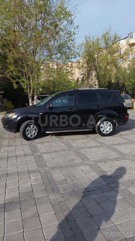 Mitsubishi Outlander 2007, 195,860 km - 2.4 л - Bakı