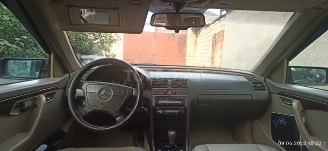 Mercedes C 220 1996, 350,000 km - 2.2 l - Bakı
