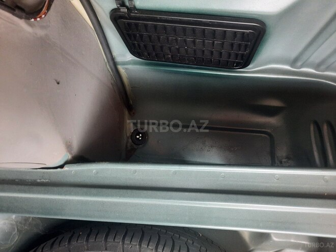 Mercedes E 240 1999, 237,000 km - 2.4 l - Gəncə