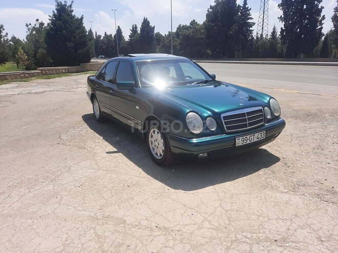 Mercedes E 240 1999, 237,000 km - 2.4 l - Gəncə