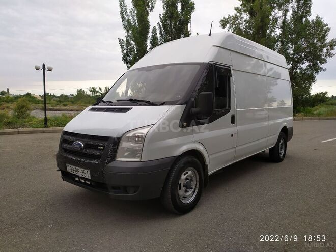 Ford Transit 2008, 209,000 km - 2.4 л - Quba