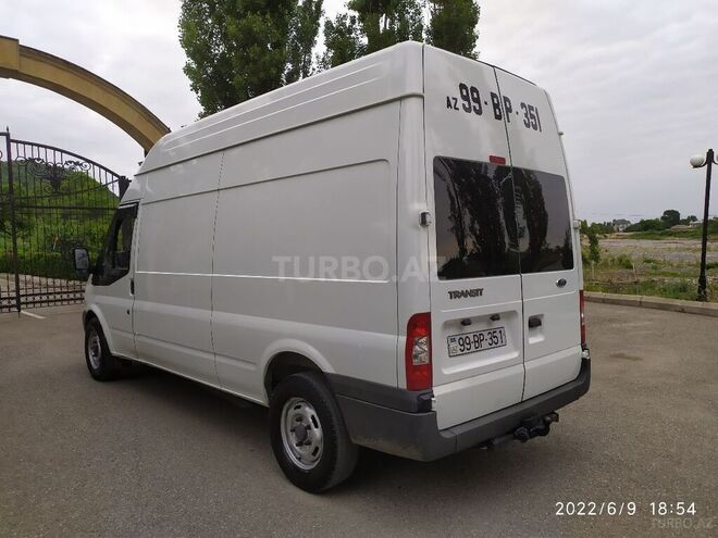 Ford Transit 2008, 209,000 km - 2.4 л - Quba
