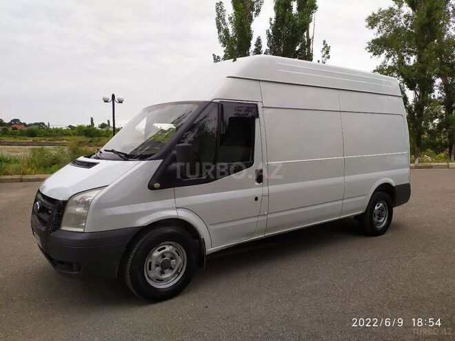 Ford Transit 2008, 209,000 km - 2.4 л - Quba