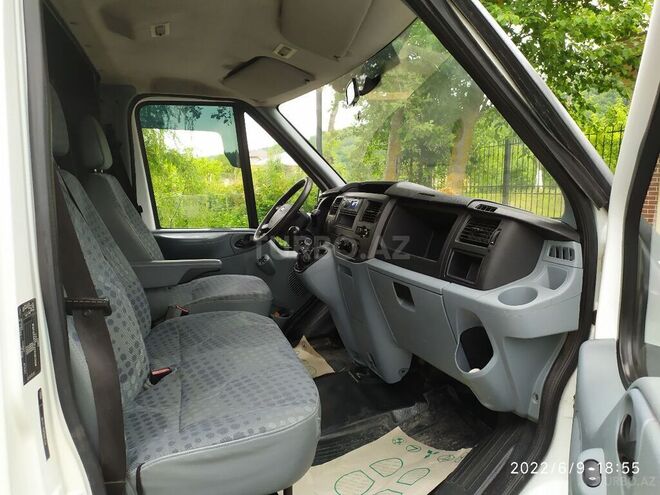 Ford Transit 2008, 209,000 km - 2.4 л - Quba