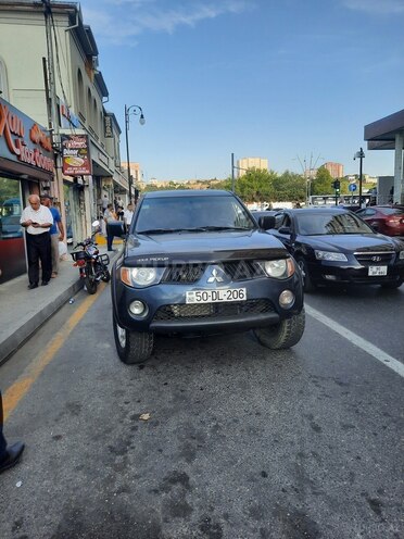 Mitsubishi L200 2007, 231,400 km - 2.5 l - Bakı