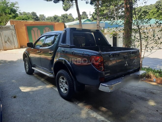 Mitsubishi L200 2007, 231,400 km - 2.5 l - Bakı