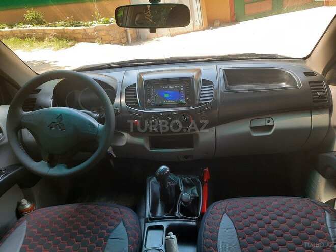 Mitsubishi L200 2007, 231,400 km - 2.5 l - Bakı