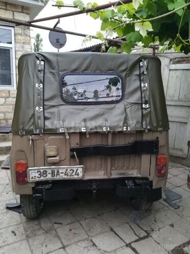 UAZ 469 1990, 500,000 km - 2.5 l - Qusar