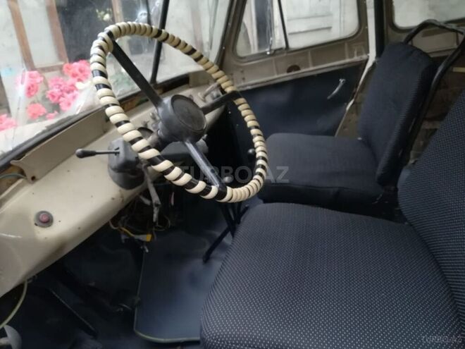 UAZ 469 1990, 500,000 km - 2.5 l - Qusar