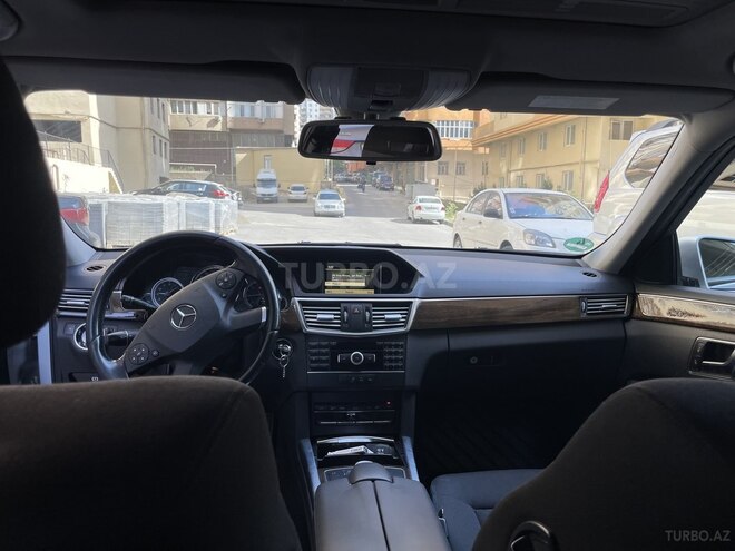 Mercedes E 220 2011, 281,000 km - 2.2 l - Bakı