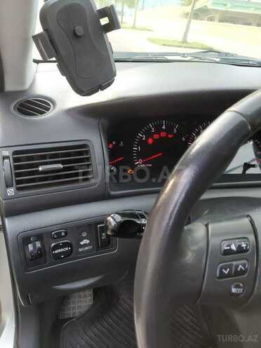 Toyota Corolla 2006, 258,000 km - 1.4 l - Bakı