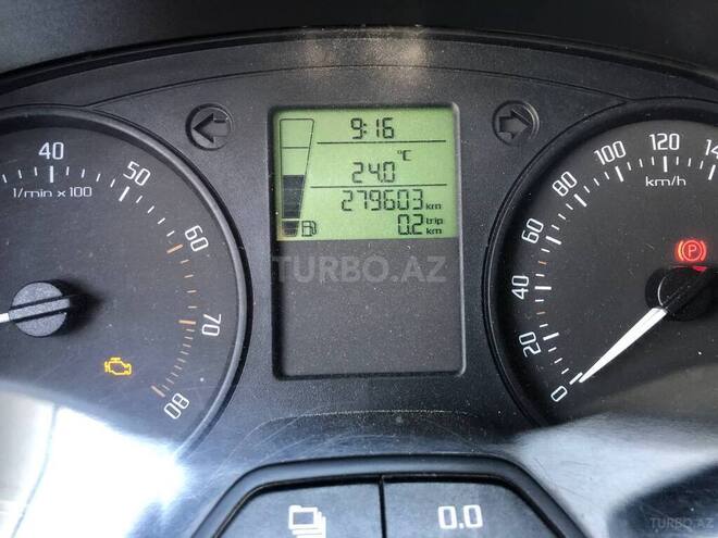 Skoda Fabia 2011, 279,000 km - 1.2 l - Bakı