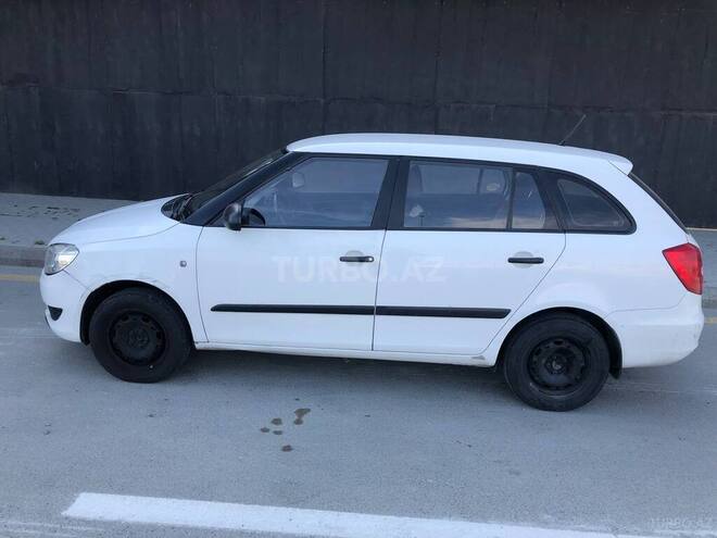 Skoda Fabia 2011, 279,000 km - 1.2 l - Bakı
