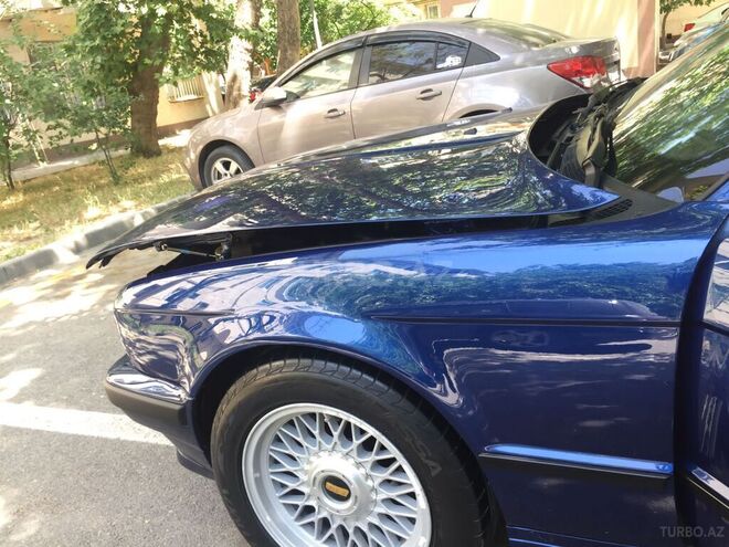 BMW 520 1991, 280,000 km - 2.0 л - Bakı