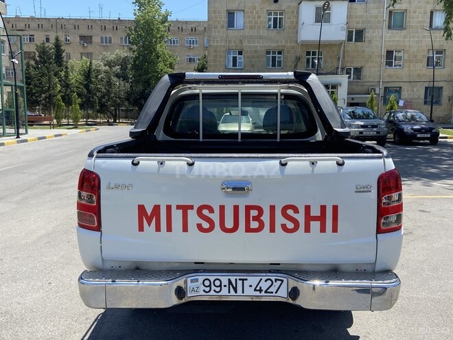Mitsubishi L200 2018, 137,000 km - 2.4 l - Bakı