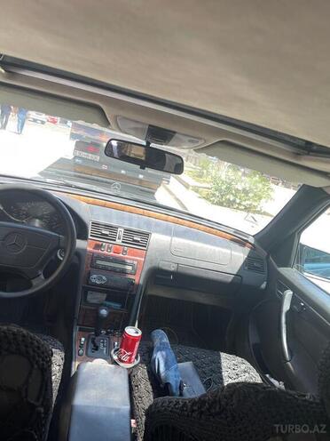 Mercedes C 200 1998, 240,000 km - 2.0 l - Bakı