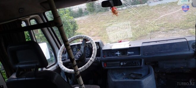Mercedes 308 D 1997, 450,000 km - 2.5 l - Ağcabədi