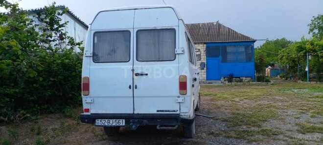 Mercedes 308 D 1997, 450,000 km - 2.5 l - Ağcabədi