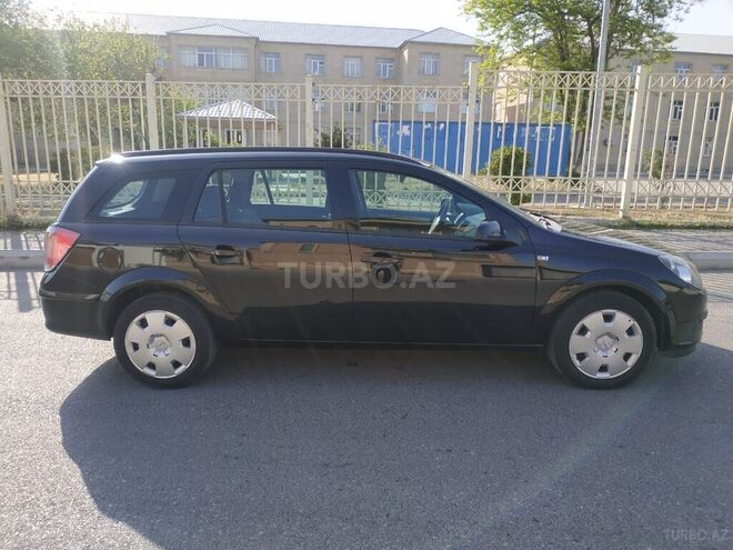 Opel Astra 2006, 200,000 km - 1.4 l - Bakı