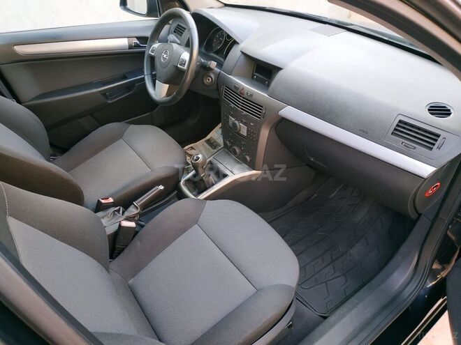 Opel Astra 2006, 200,000 km - 1.4 l - Bakı