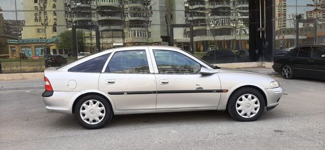 Opel Vectra 1996, 314,800 km - 1.8 l - Bakı