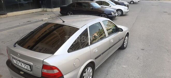 Opel Vectra 1996, 314,800 km - 1.8 l - Bakı