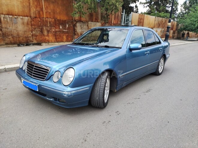 Mercedes E 240 2000, 207,000 km - 2.4 l - Gəncə