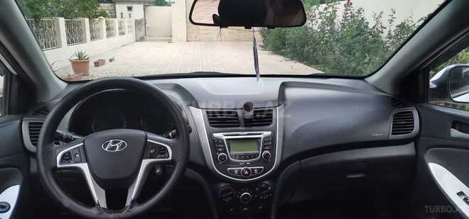 Hyundai Accent 2013, 253,000 km - 1.6 l - Bakı