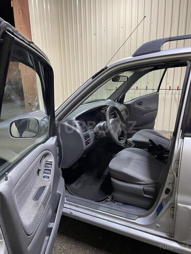 Suzuki Grand Vitara 1998, 351,373 km - 2.5 l - Bakı
